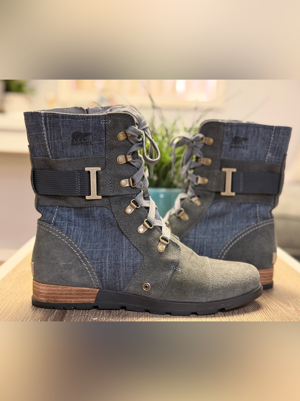 SOREL Major Carly Mid-Calf Combat Boots Size 11 Gray Suede Blue Denim Canvas